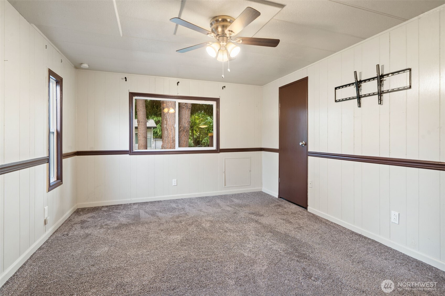 400 Gupster Road, Unit 1 Sequim, WA 98382 - Photo 26 of 39 a view of an empty room with a window