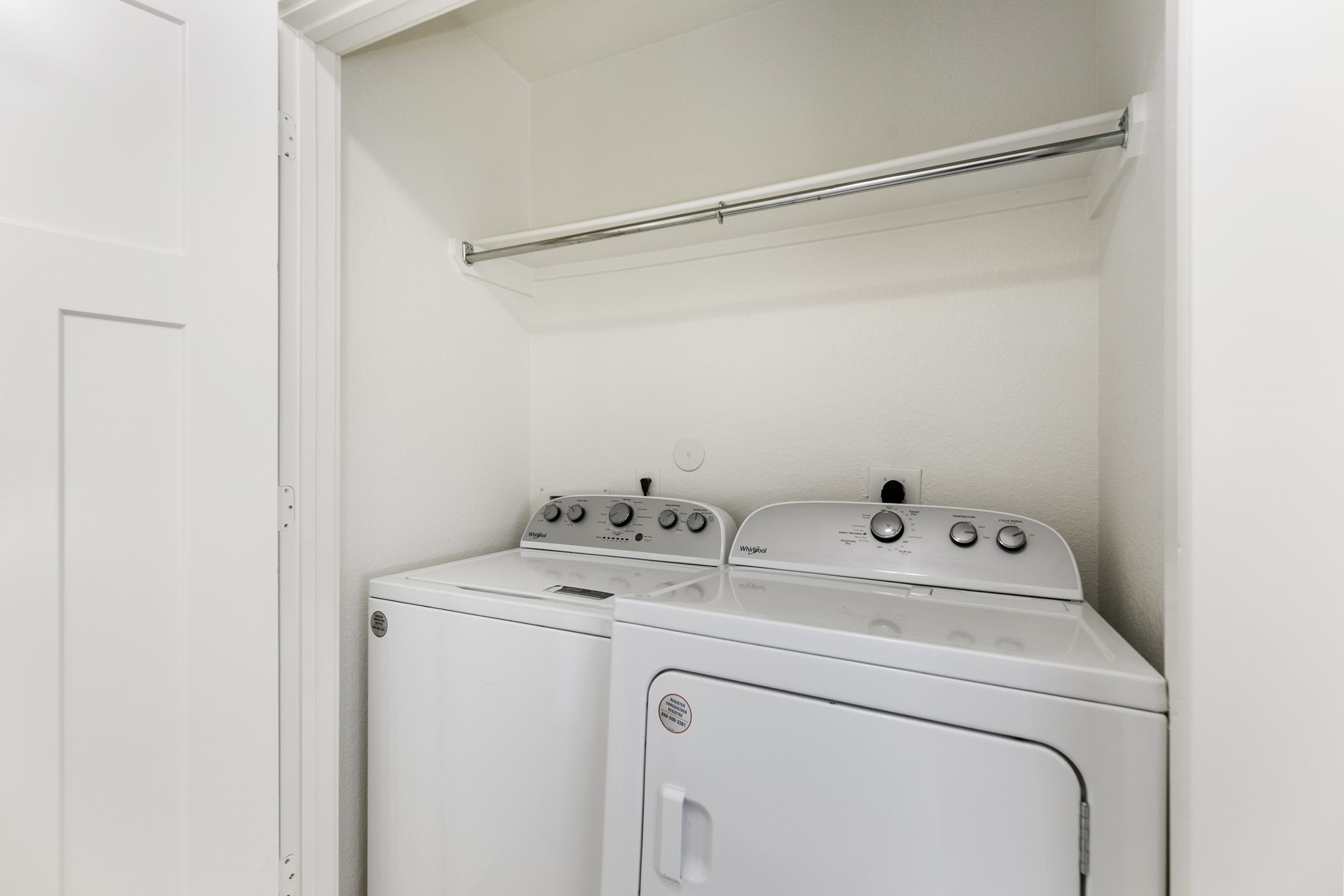21155 Gosling Road, Unit 11B Spring, TX 77388 - Photo 20 of 27 a utility room with dryer and washer