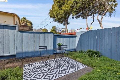 $679,000 | 5355 Bayview Avenue, Richmond, CA 94804