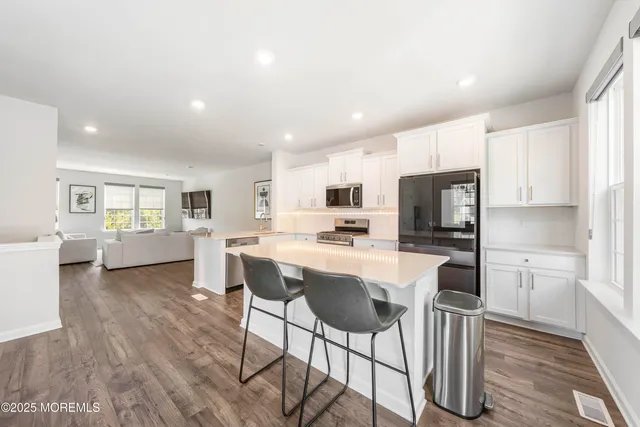 $4,600 | 64 Wembley Way, Tinton Falls, NJ 07753