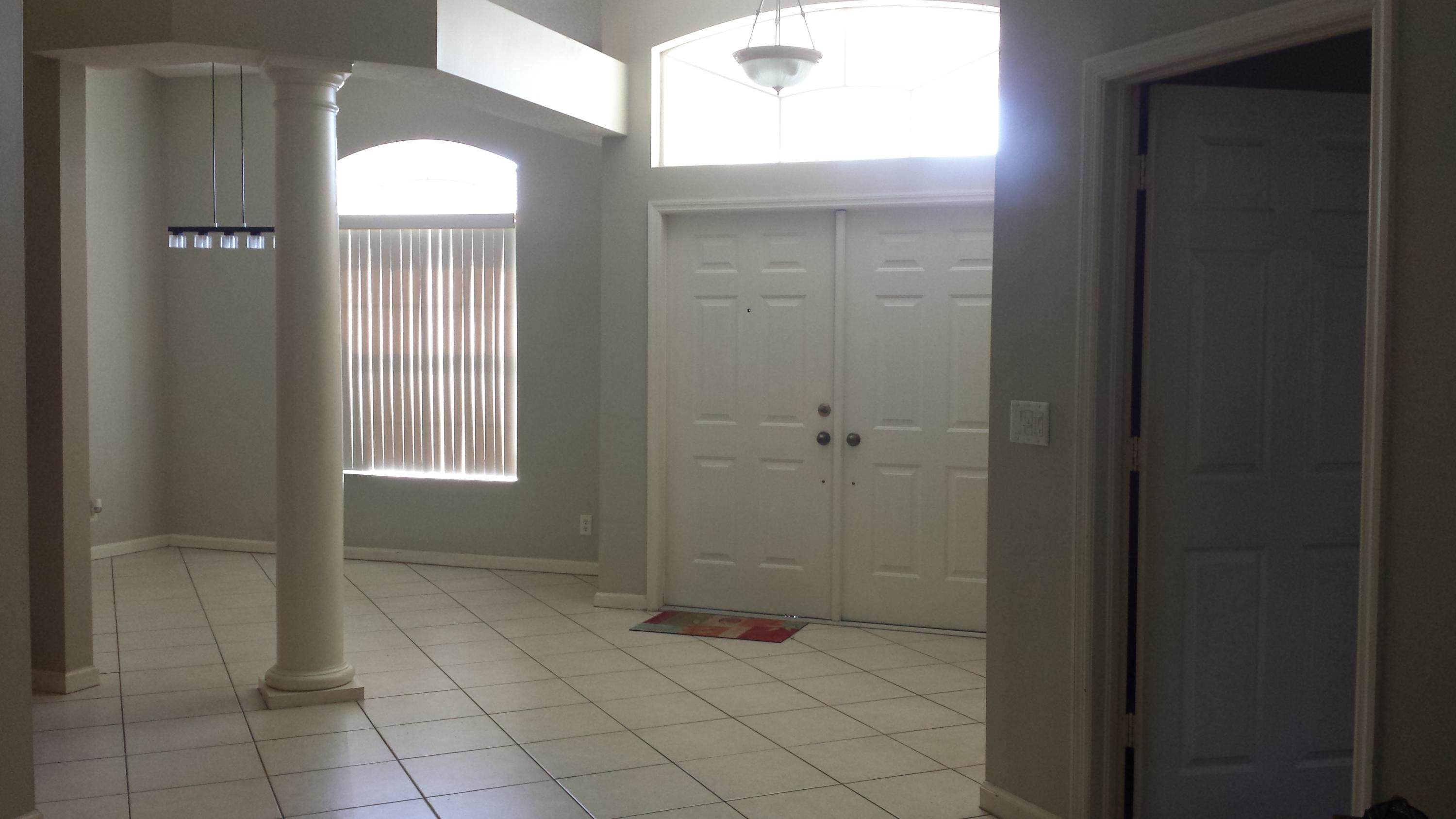 9857 154th Road North Jupiter, FL 33478 - Photo 3 of 24 Entry