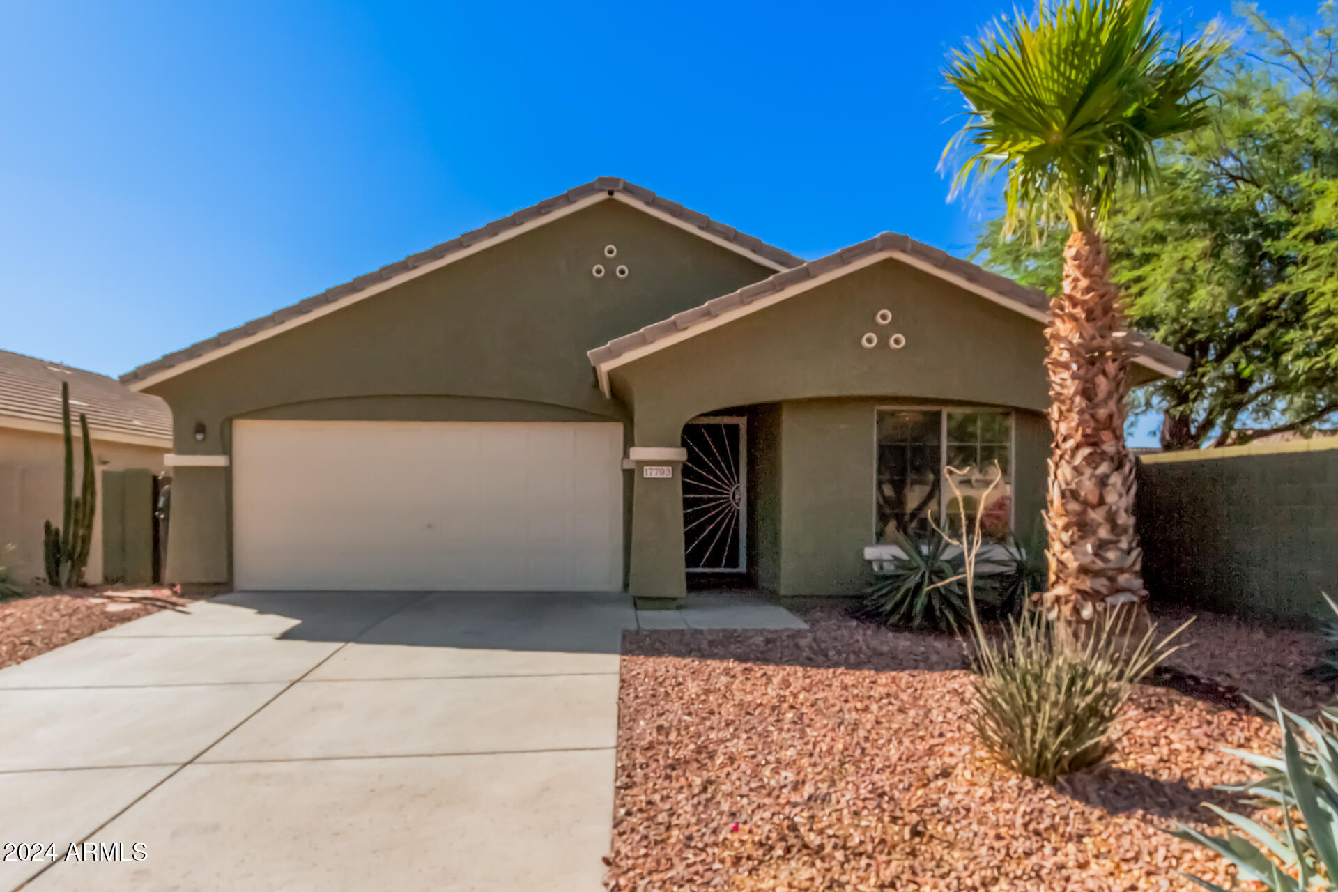 17793 West Redfield Road Surprise, AZ 85388 - Photo 2 of 46 02 - Redfield