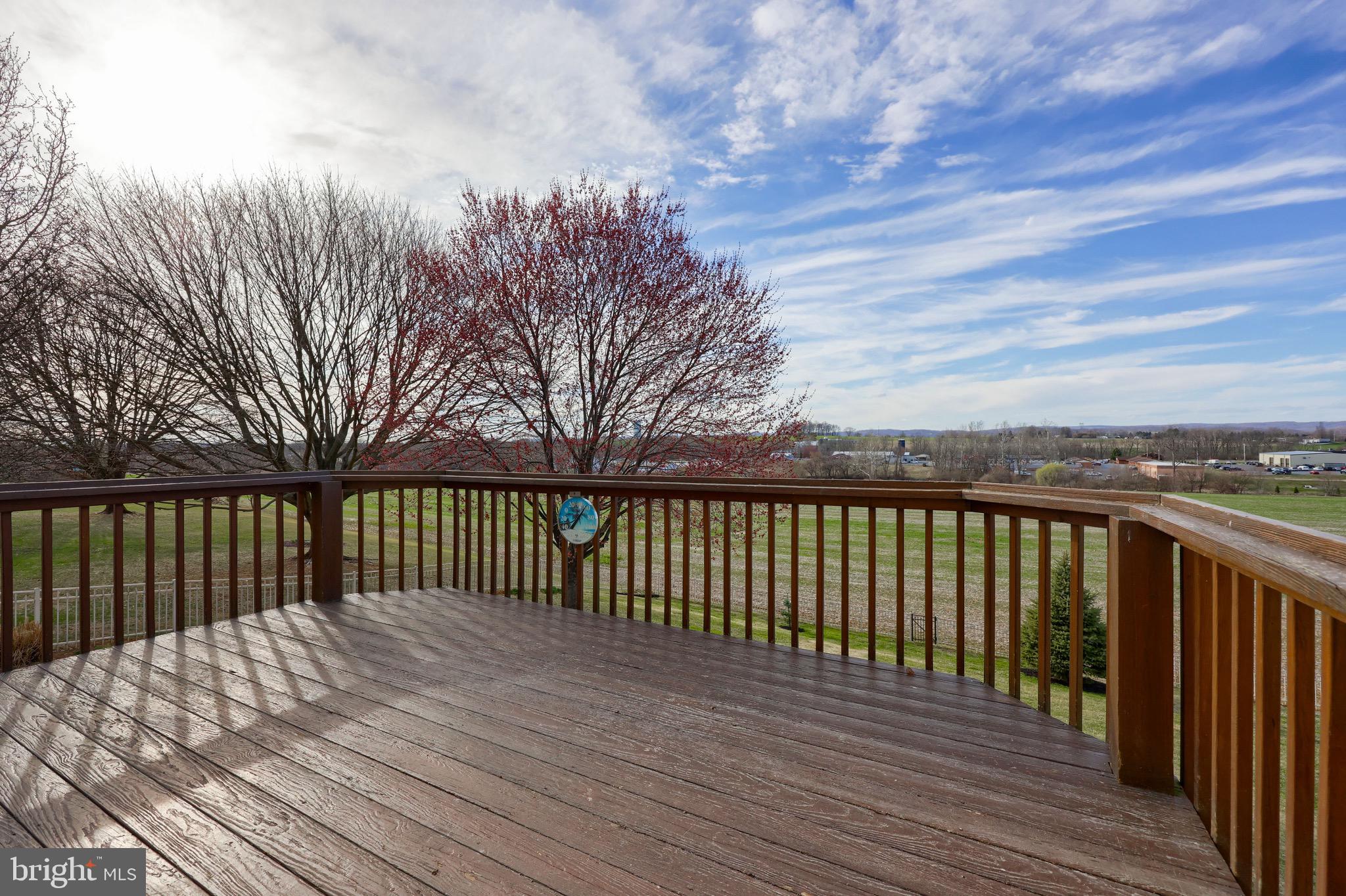 65 South Reamstown Road Stevens, PA 17578 - Photo 6 of 55 a balcony with wooden floor and fence