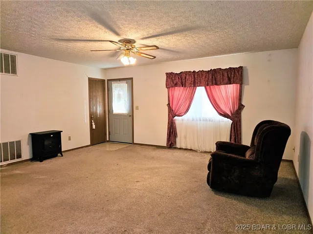 $215,000 | 2021 Long Lane, Eldon, MO 65026