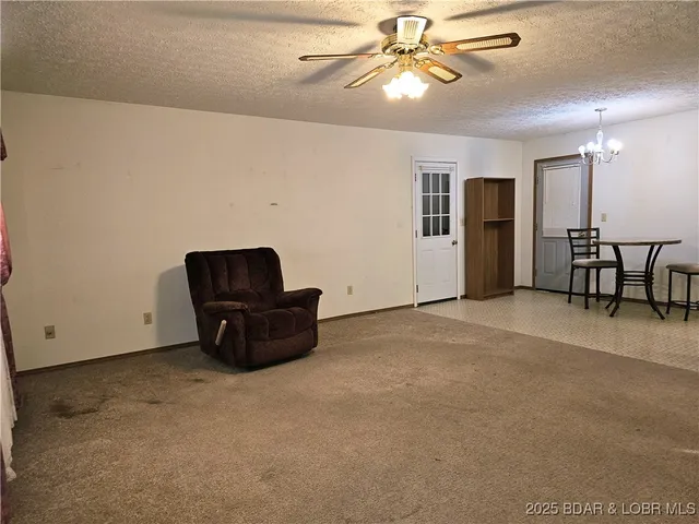 $215,000 | 2021 Long Lane, Eldon, MO 65026