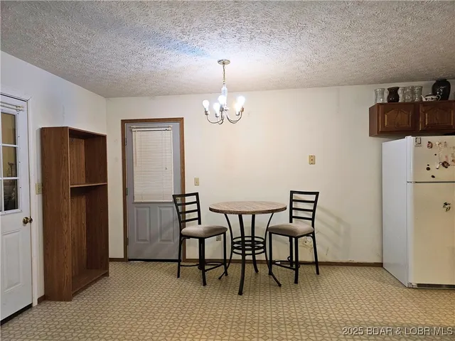 $215,000 | 2021 Long Lane, Eldon, MO 65026