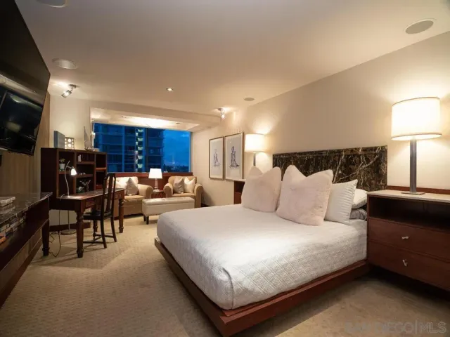 $3,149,990 | 1810 Avenida Del Mundo, Unit 505, Coronado, CA 92118