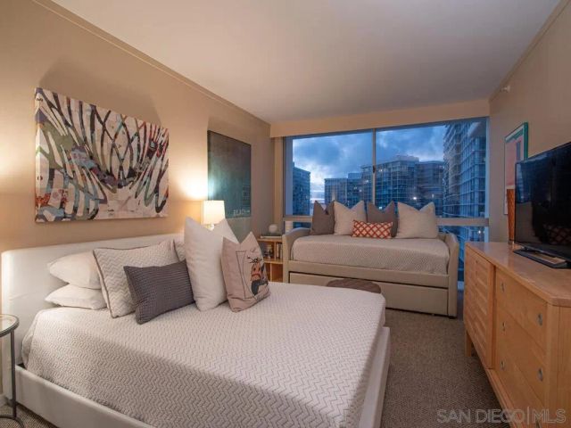 $3,149,990 | 1810 Avenida Del Mundo, Unit 505, Coronado, CA 92118