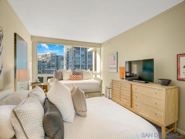 $3,149,990 | 1810 Avenida Del Mundo, Unit 505, Coronado, CA 92118