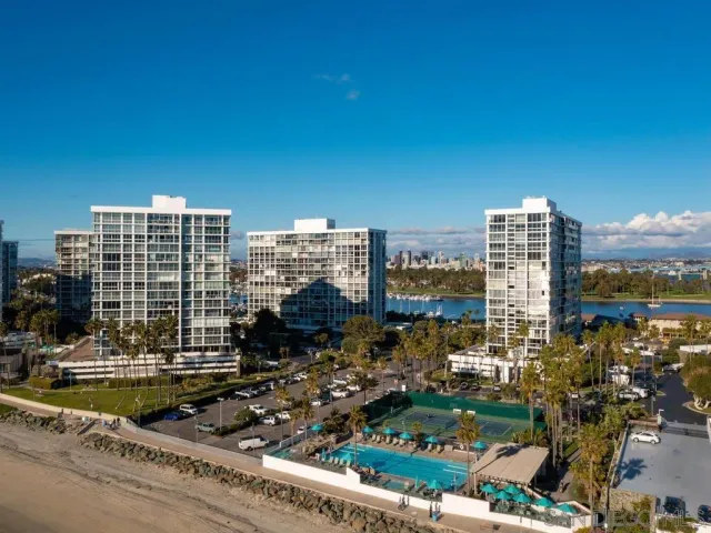 $3,149,990 | 1810 Avenida Del Mundo, Unit 505, Coronado, CA 92118