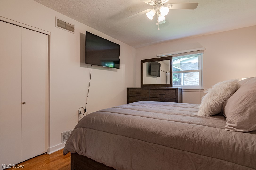 448 Sandhurst Road Akron, OH 44333 - Photo 17 of 34 Gallery Image 17
