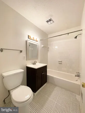 $1,995 | 7197 A Cimarron Court, Frederick, MD 21703