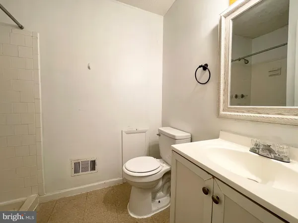 $1,995 | 7197 A Cimarron Court, Frederick, MD 21703