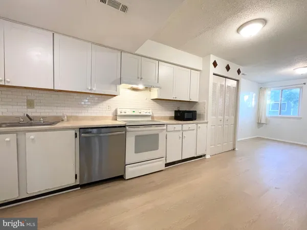 $1,995 | 7197 A Cimarron Court, Frederick, MD 21703