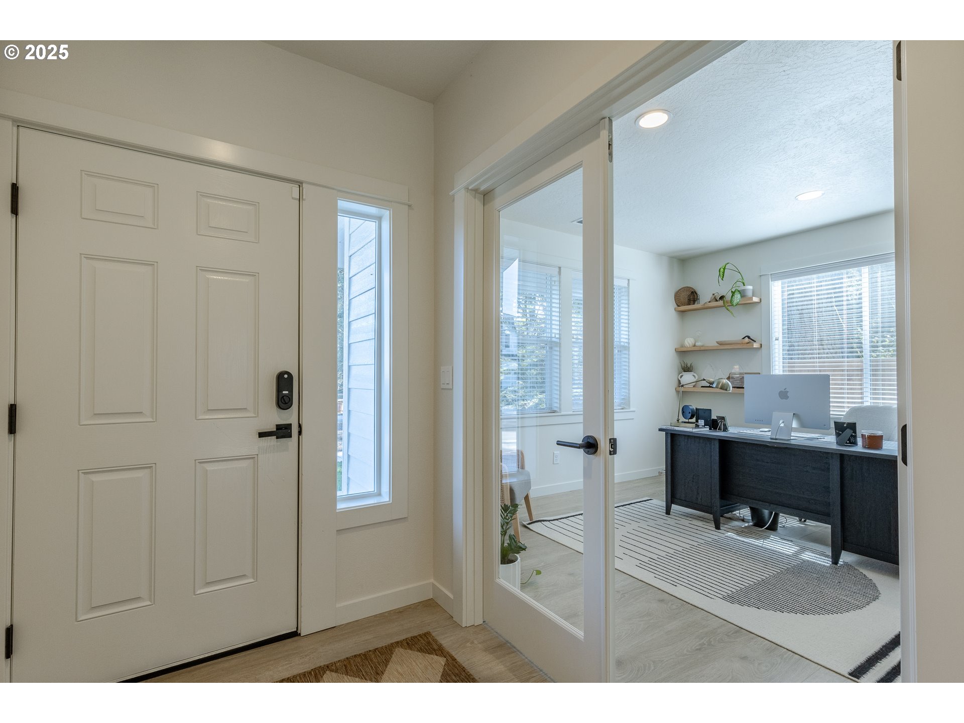 782 South 52nd Street Springfield, OR 97478 - Photo 4 of 41 a bathroom with a sink mirror and a shower