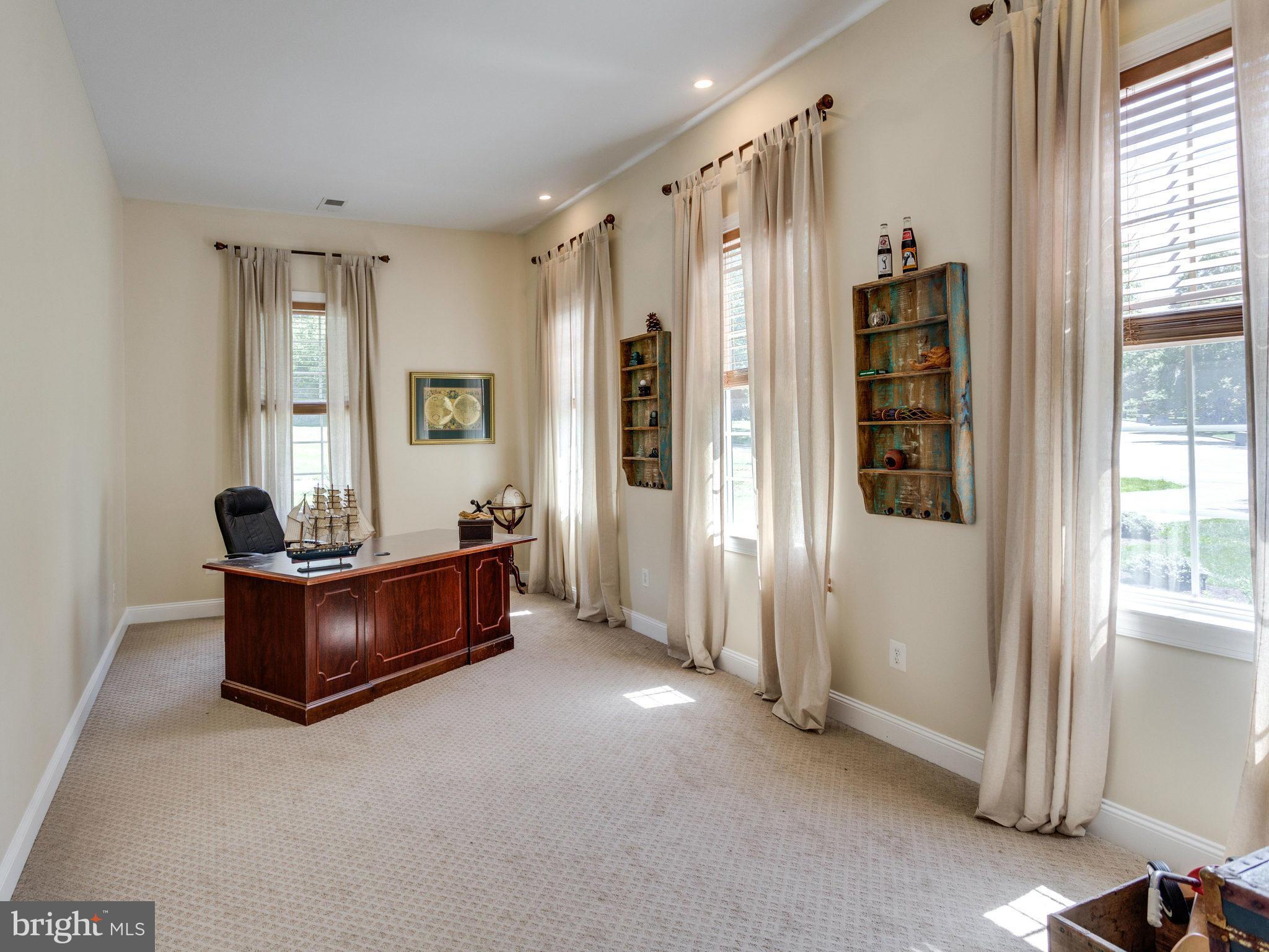 2862 Hunter Road Fairfax, VA 22031 - Photo 6 of 30 Study