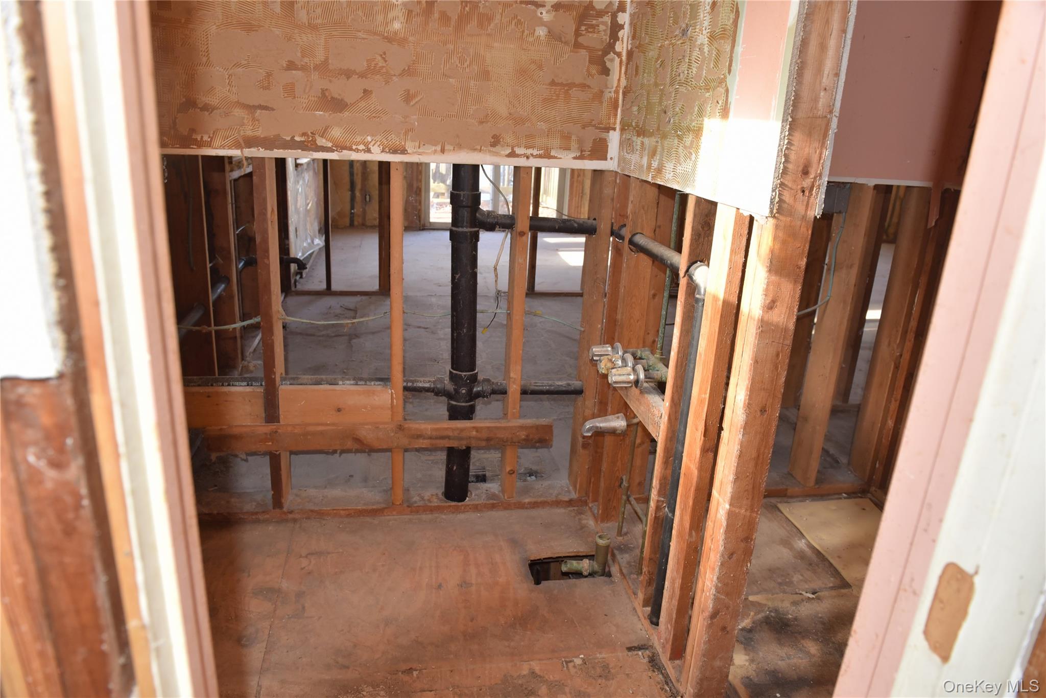 610 Mt Airy Road New Windsor, NY 12553 - Photo 10 of 28