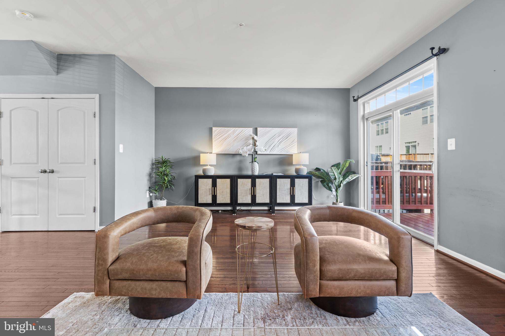 6552 Britannic Place Frederick, MD 21703 - Photo 10 of 34 a living room with furniture and a window