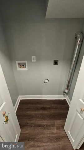 $1,900 | 2805 Erdman Avenue, Baltimore, MD 21213