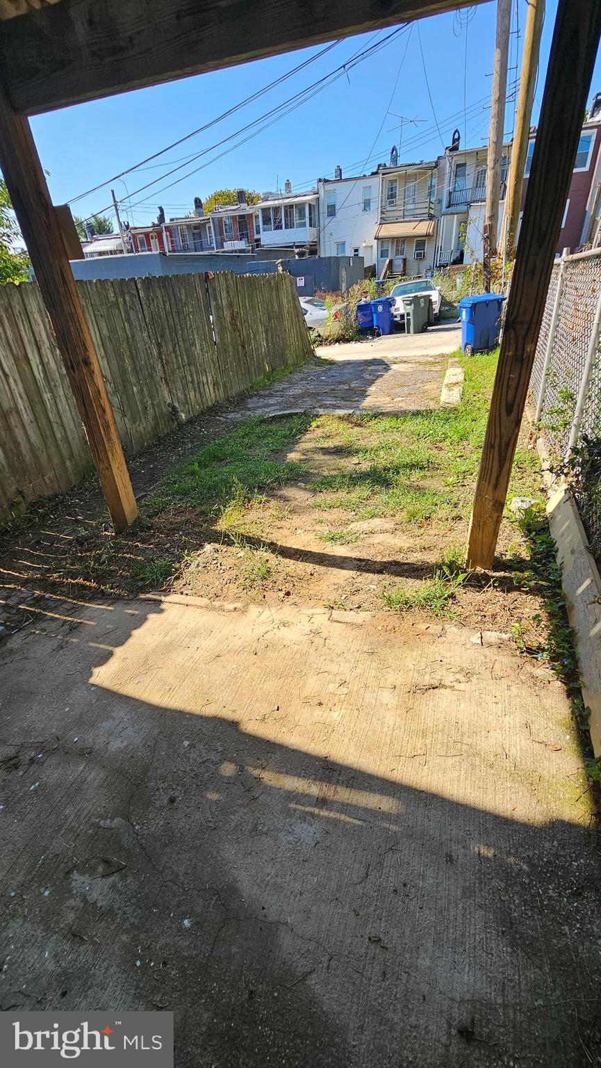 2805 Erdman Avenue Baltimore, MD 21213 - Photo 25 of 25 Back Yard Small Patio