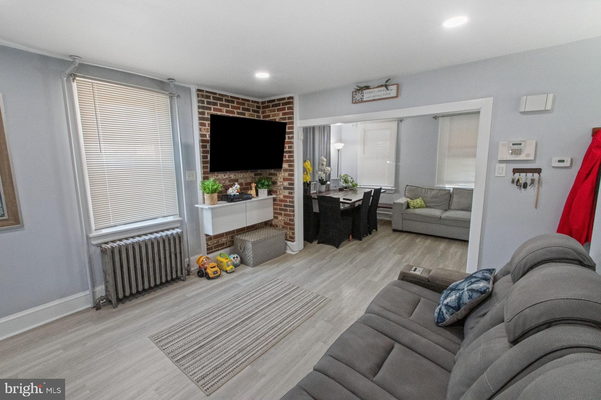 234 Hooker Street Riverside, NJ 08075 - Photo 13 of 35
