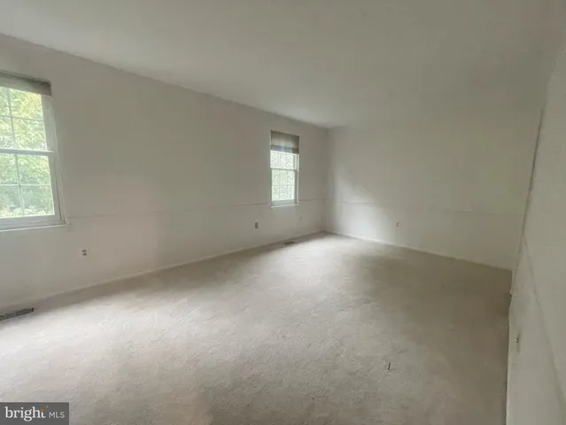 $3,250 | 10195 Valentino Drive, Oakton, VA 22124