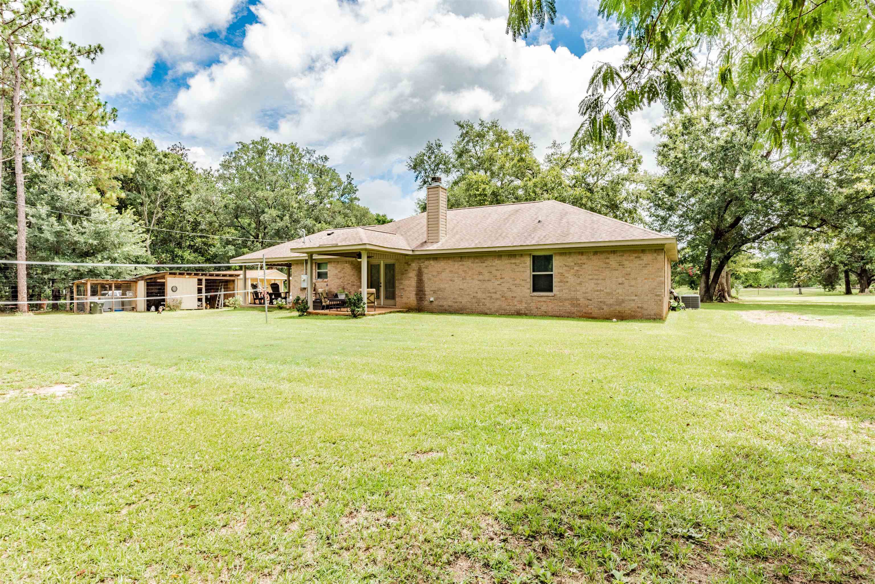 23171 Hazelwood Road Robertsdale, AL 36567 - Photo 6 of 36