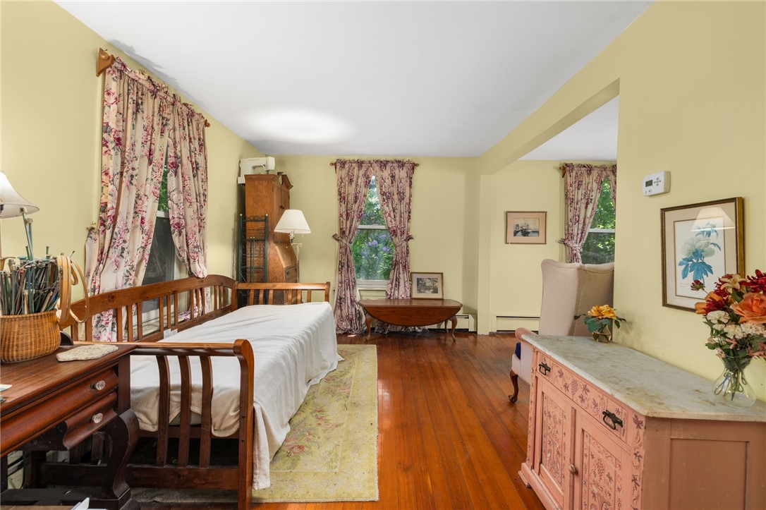 469 Wapping Road Portsmouth, RI 02871 - Photo 22 of 38