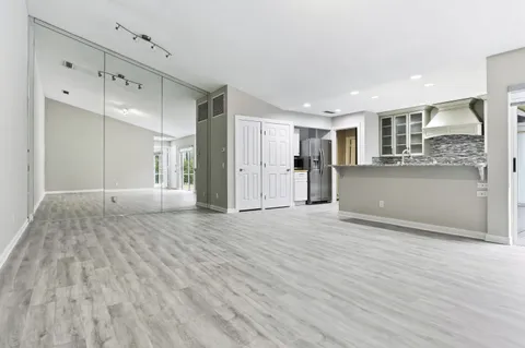 $365,000 | 4904 Lake Catherine Drive, Palm Beach Gardens, FL 33403