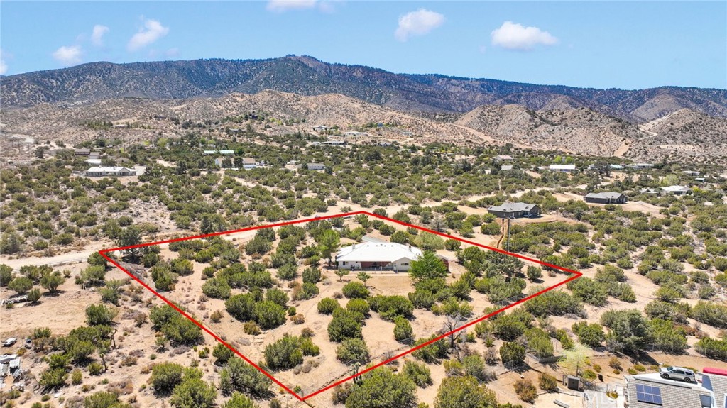 1220 Hollister Road Pinon Hills, CA 92372 - Photo 46 of 49