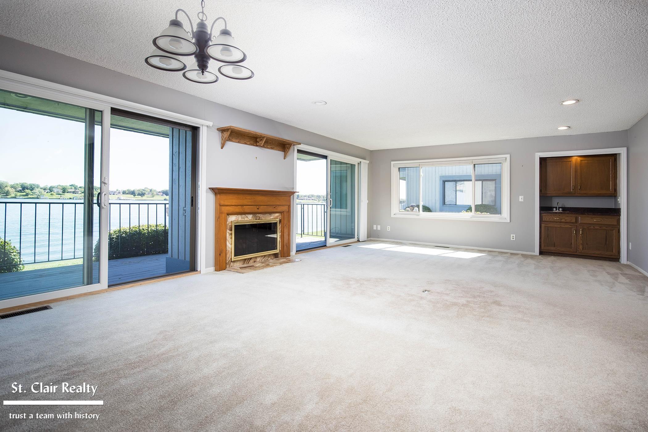 1715 North River Road St. Clair, MI 48079 - Photo 20 of 40 50221279-eb27948e-d5b7-4e1c-9bc5-8a1524b9e64b.JPG