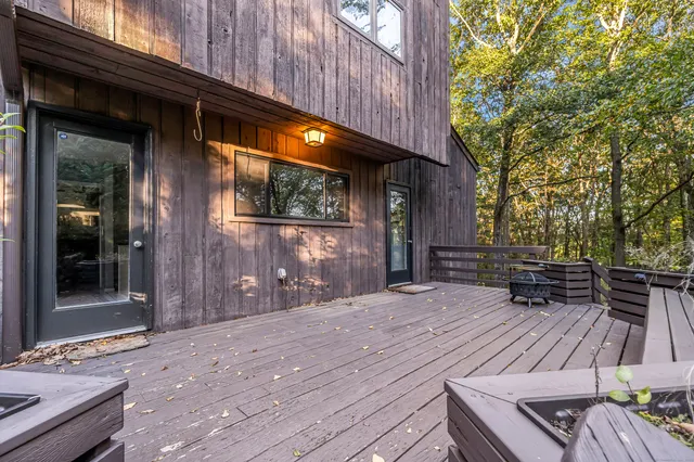 $749,900 | 4 Old Gate Lane, Newtown, CT 06470