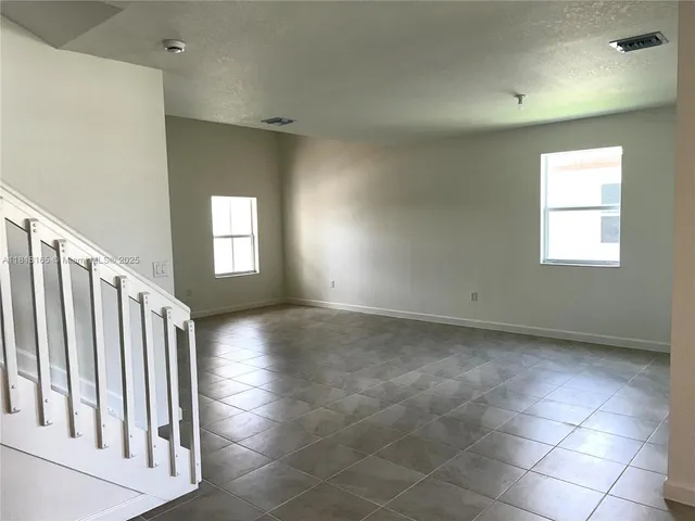 $4,150 | 2929 Southeast 23rd Avenue, Homestead, FL 33035