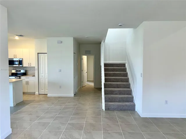 $4,150 | 2929 Southeast 23rd Avenue, Homestead, FL 33035