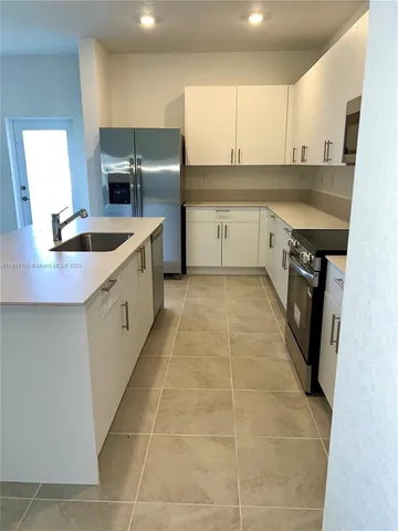 $4,150 | 2929 Southeast 23rd Avenue, Homestead, FL 33035