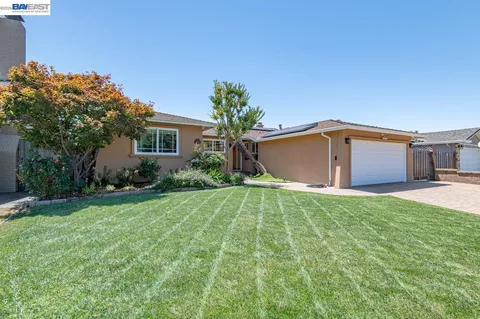$1,438,000 | 6252 Robin Court, Pleasanton, CA 94588
