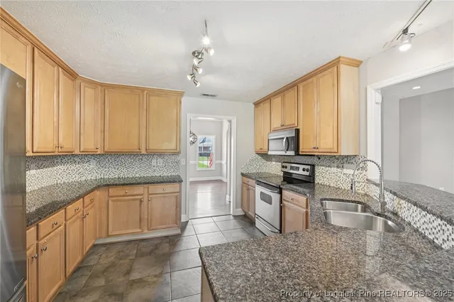 $324,900 | 412 Dunbar Drive, Lillington, NC 27546