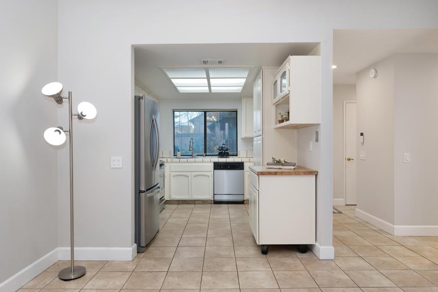 7021 Rancho Mirage Court Citrus Heights, CA 95621 - Photo 12 of 35