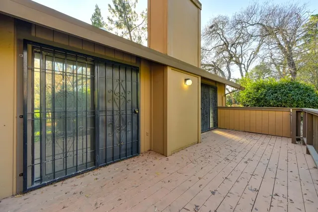 $327,500 | 7021 Rancho Mirage Court, Citrus Heights, CA 95621