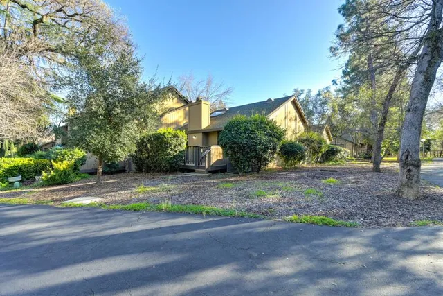 $327,500 | 7021 Rancho Mirage Court, Citrus Heights, CA 95621