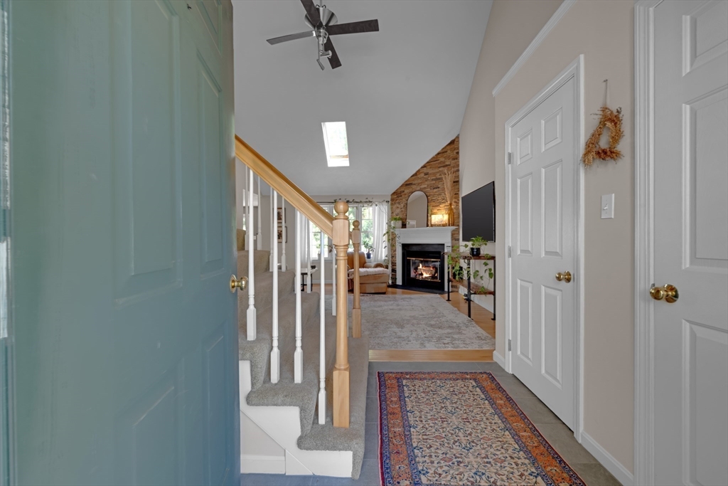 29 Cold Spring Drive, Unit D Sutton, MA 01590 - Photo 6 of 37 Gallery Image 6