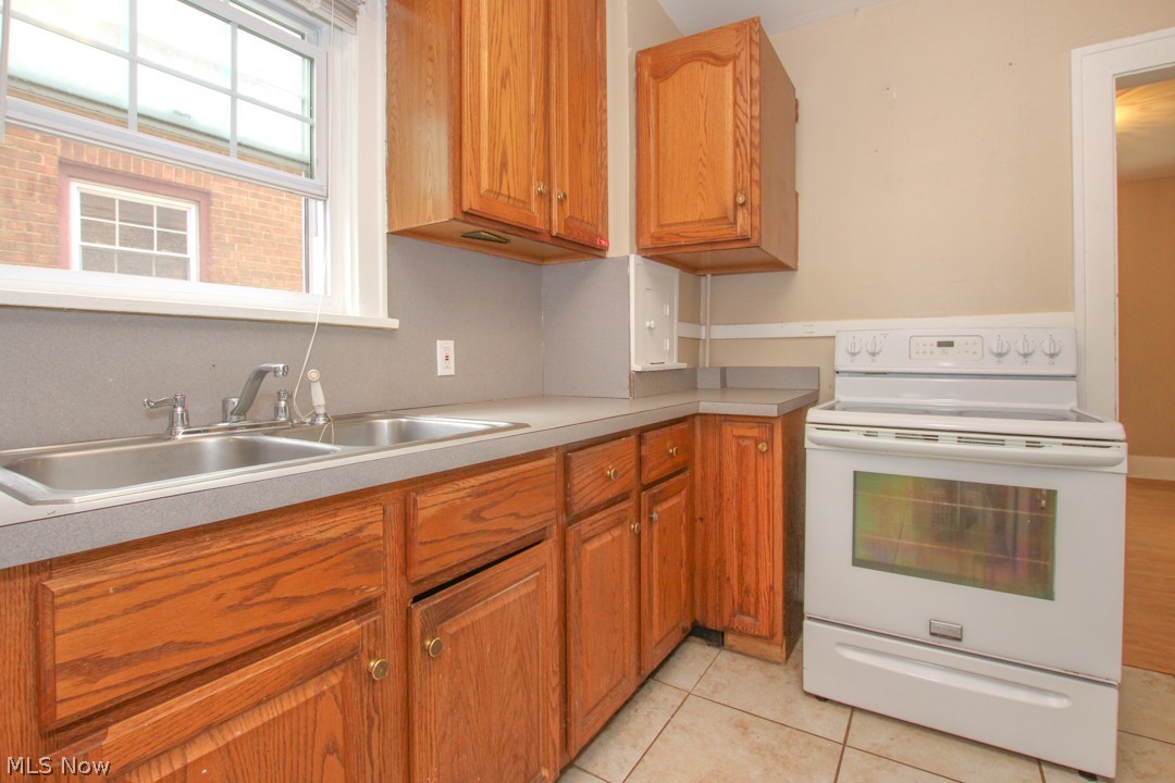 3579 Bainbridge Road Cleveland Heights, OH 44118 - Photo 13 of 35