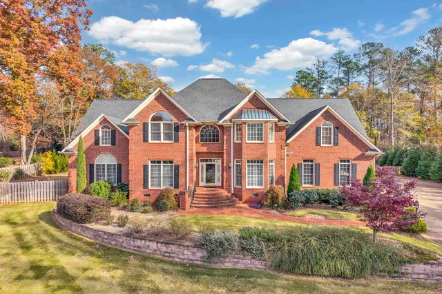 $895,000 | 111 West Woodglen Road, Spartanburg, SC 29301