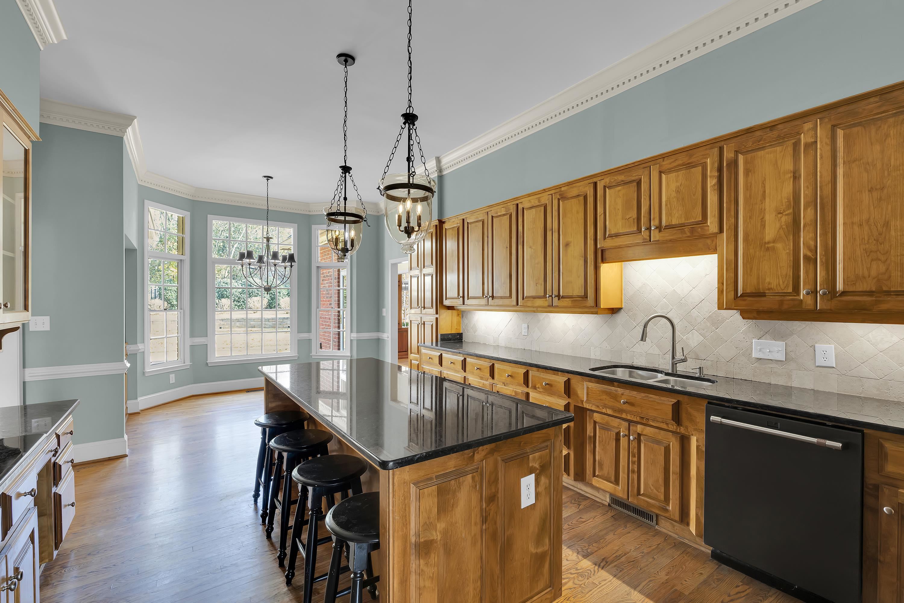 111 West Woodglen Road Spartanburg, SC 29301 - Photo 17 of 40