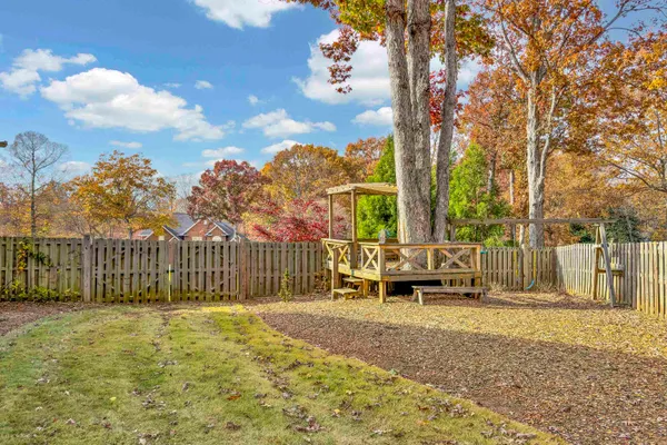 $835,000 | 111 West Woodglen Road, Spartanburg, SC 29301