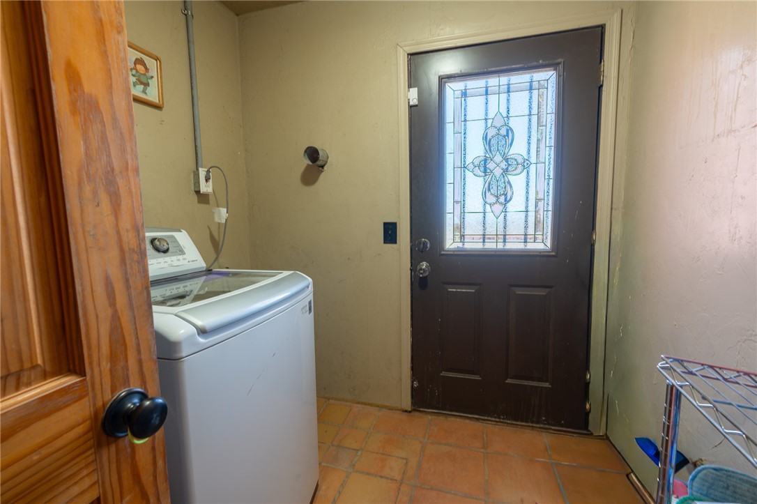 17685 South Jesse James Road Yucca, AZ 86438 - Photo 20 of 30