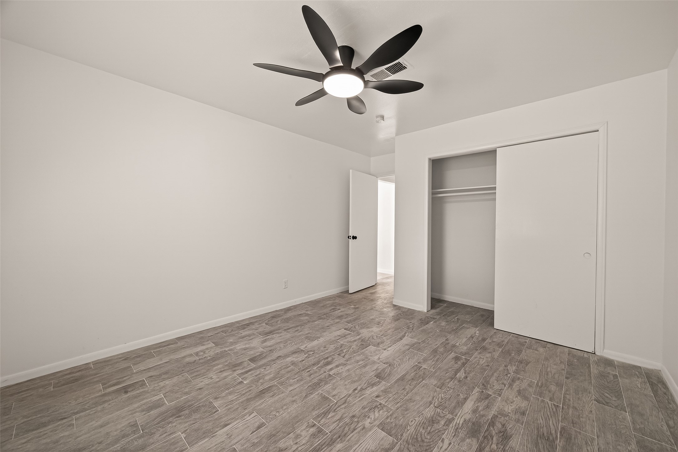 5523 Kuldell Drive Houston, TX 77096 - Photo 34 of 47