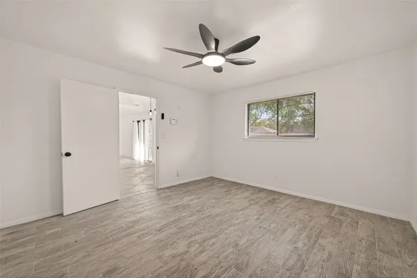 $2,400 | 5523 Kuldell Drive, Houston, TX 77096