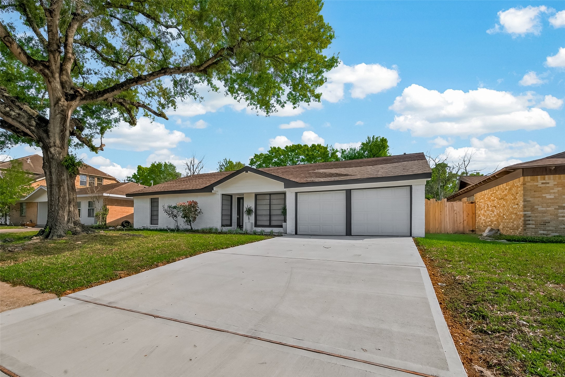 5523 Kuldell Drive Houston, TX 77096 - Photo 4 of 47