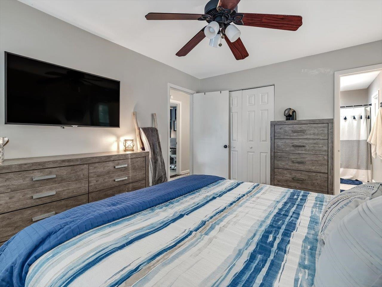 5709 Rangeley Drive Raleigh, NC 27609 - Photo 18 of 36 Photo 19
